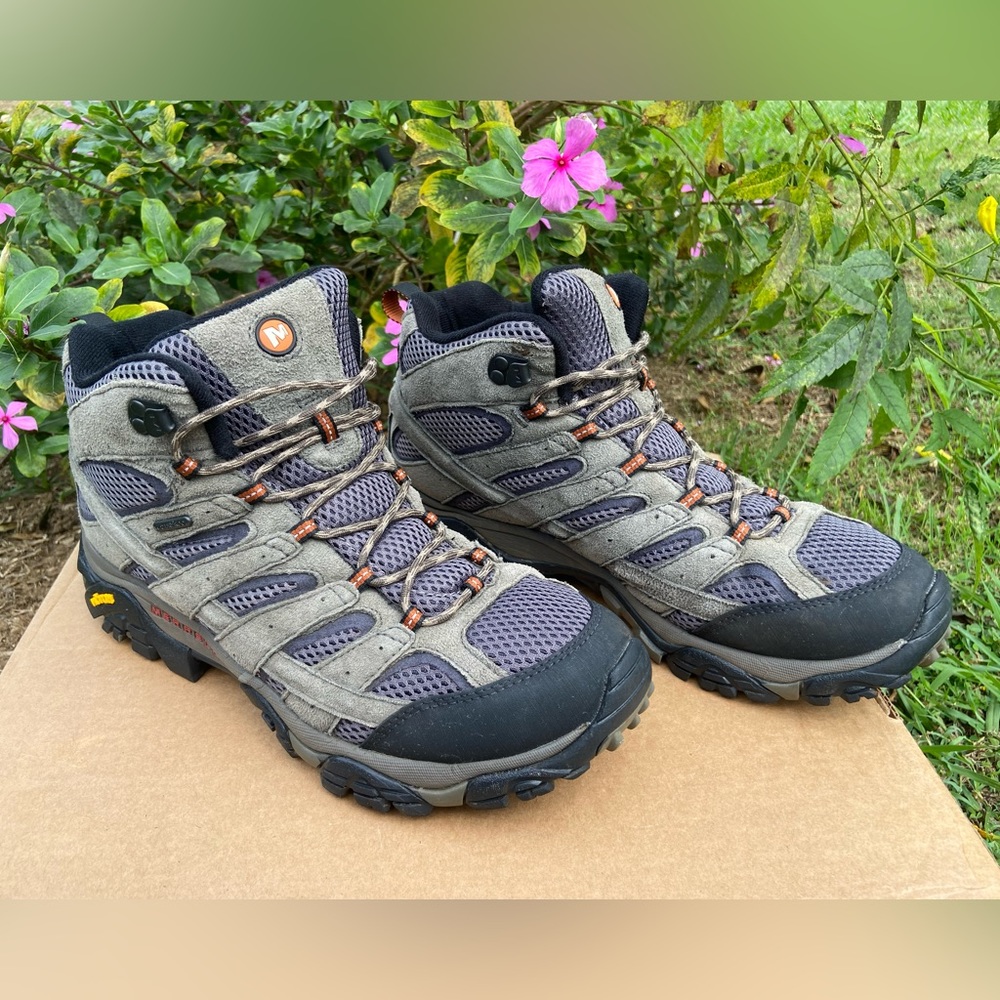 Merrell Moab 2 Mid - Size US 11 - Beluga Grey, Hiking Boots - Excellent Conditio